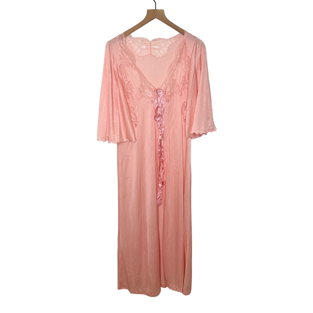 Vintage Nightgown Robe Peach Pink Lace Angel Sleeve Spain Lingerie Regencycore 4